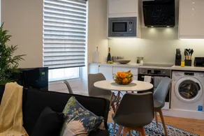 Queens Terrace by Select SA Apartment 36-4 - Image 5