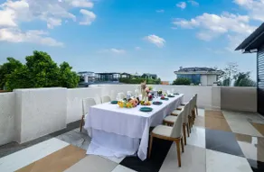 Jiaochangwei Yipin Hanshe B&B - Image 5