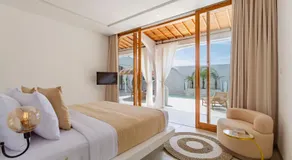 CODYARD LUXURY SUITES, close to Seseh Beach - Image 2