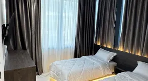 VV Luxe - Image 3