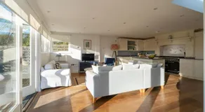9 Uplands - Image 3