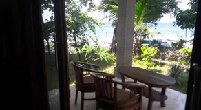 Warung Pantai Bungalows - Image 4