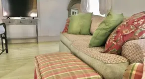 FARMHOUSE INN private apartments - Image 2