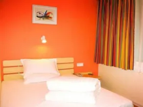 7Days Inn Lanzhou West Railway Station - Image 2