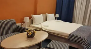 Hotel Perfect - Image 2