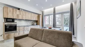 NEXT VATICAN Apartment - Image 3