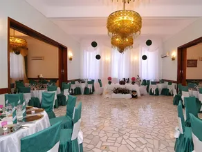 Hotel Triumf - Image 2