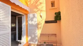 Studio Émeraude -Parking- Clim - Pinède - Proche Village Naturiste - Image 3
