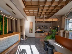 TRUE HOTEL - Image 5