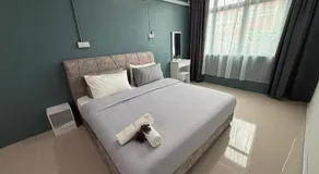 EMERALD Homestay Sibujaya Shop Residence - Image 2