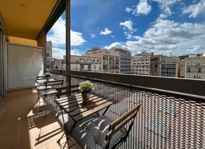 Stay Unique Apartments Pau Claris con piscina - Image 3