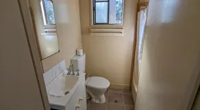 Narromine Rockwall Cabins and Caravan Park - Image 4