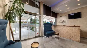 Hotel Avenue - Image 4