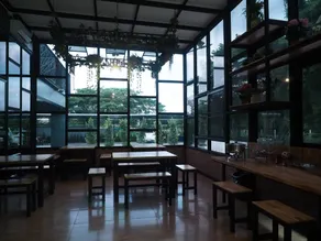 The Nest Hotel - Image 2