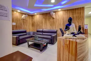 OYO Flagship Hotel The Nine's - Image 3