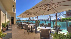 Hotel Garden - Image 3