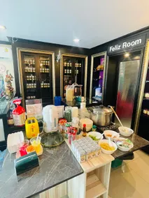 Feliz Room - Image 2