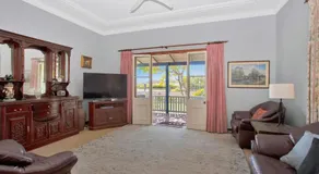 The Lakes Cottage - Image 2