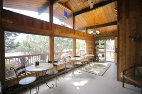 Jewel Lake Bed and Breakfast - Image 3