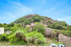 Hotel O LAHARI LUXURY ROOMS - Image 5