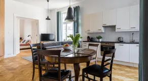 Sanhaus Apartments - CHOPINA 13 - apartamenty w centrum, 5 minut od plaży i deptaka - Image 2