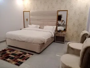 Neshaz Hotel & Suites - Image 2