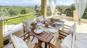 Beautiful Home In Koroni - Image 3