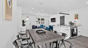 Modern Home 3 Bedrooms with Pool, 18 minutes to Ocean - Image 4