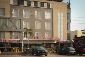Hotel Grand Ashoka - Image 2