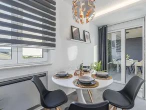 A charming apartment with balcony and sea view for 3 persons in Rovinj - Image 4