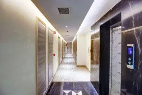 OPO Premium,Delhi Aerocity - Image 4