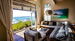 'Cardamom House', Enchanting Vacation Home 2 min from the Beach, Sleeps 5 - Image 2