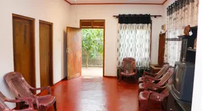 Ivy Cottage- Midigama - Image 3