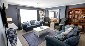 Lakehouse on Waverley - Image 2