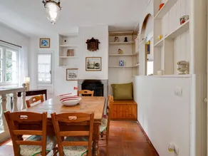 Holiday Home with Garden and shared pool - Image 2