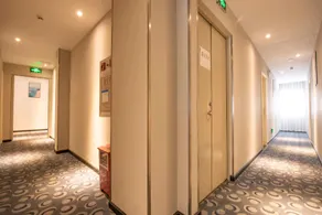 7 Days Inn Zhuhai Doumen Daxin Xinduhui Pedestrian Street - Image 3
