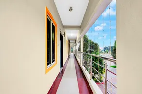 Super Hotel O Srinivasa Mangapuram Temple Formerly BGR Gardens - Image 3
