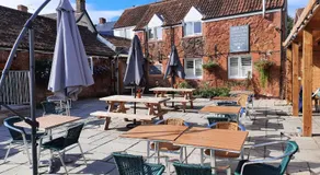 The New Inn Halse - Image 3