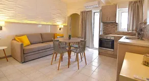 Alonia Hotel - Image 2
