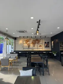 Air Diamond Hotel - Image 4