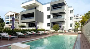 Family-friendly apartments with swimming pool Sveti Filip i Jakov, Biograd - 19325 - Image 3