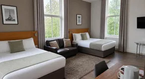 Park Hotel & Apartments - Image 5