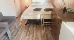 Private Swimming Pool ! דירת סטודיו קטנה עם בריכה פרטית - Image 2