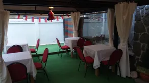 Hostal Los Castanos - Image 2