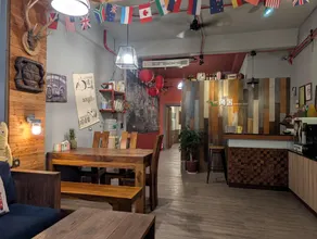 角舍背包客棧 西出口 Corner House Backpacker Hostel - Image 2