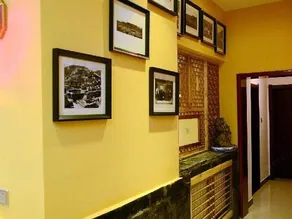 Holiday Weekend Hotel - Image 5