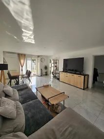 Modern villa and pool for 8 people - Image 2