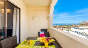 Panoramic 2 Bed Penthouse - Image 4