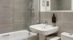 Reading Retreat – 1 Bed with Private Parking - Image 2