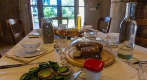 Chambres et table d'hôtes - Les Jardins de la Longagne - Image 5
